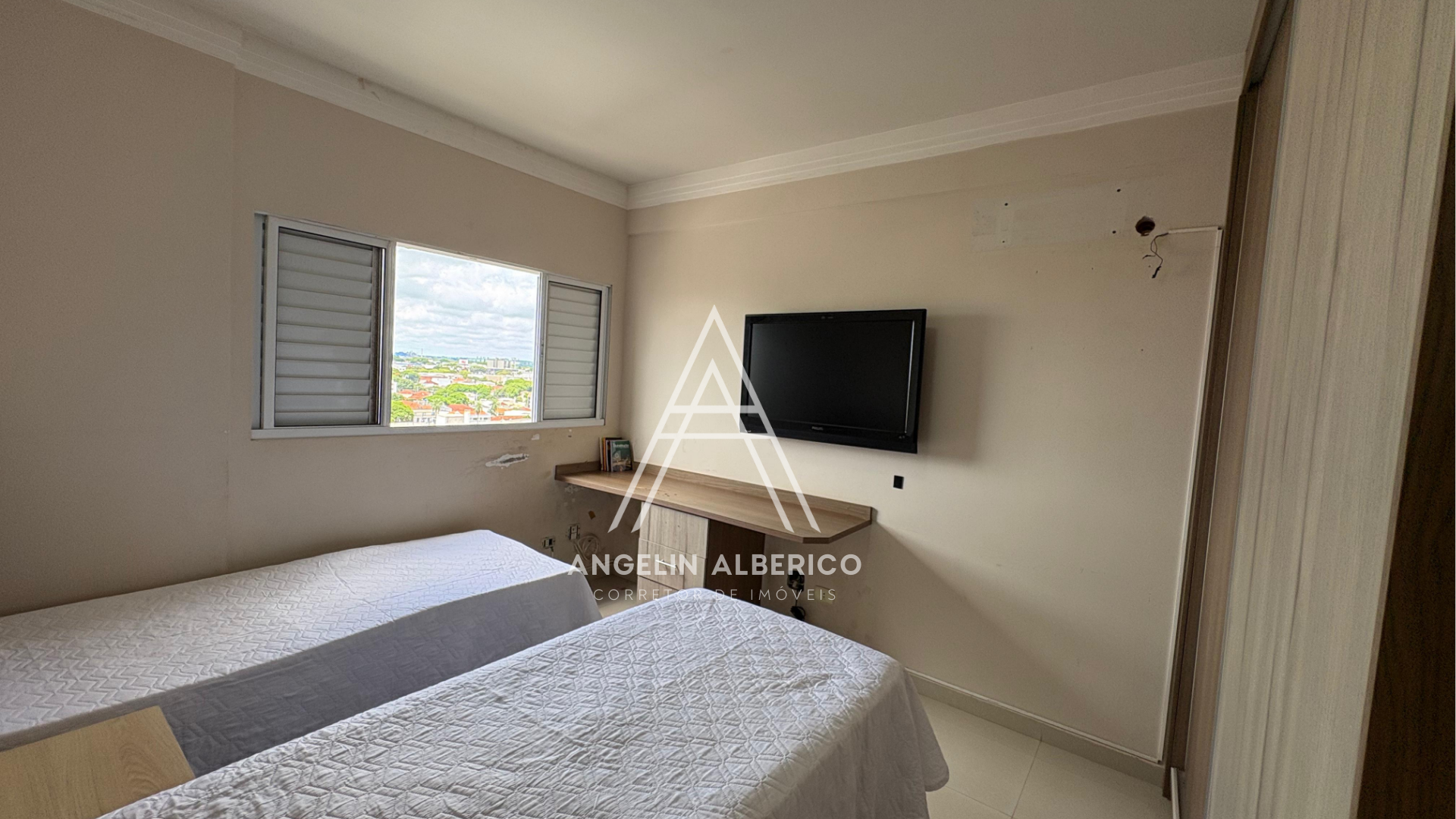 Apartamento a Venda Mobiliado, Decorado no Centro de Cianorte PR