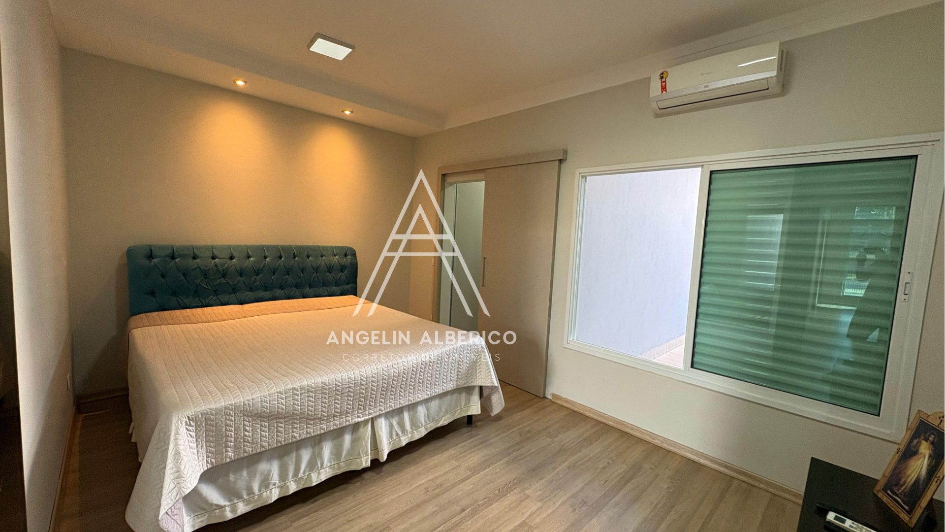 Casa a Venda Mobiliada no Jardim Itália em Cianorte PR