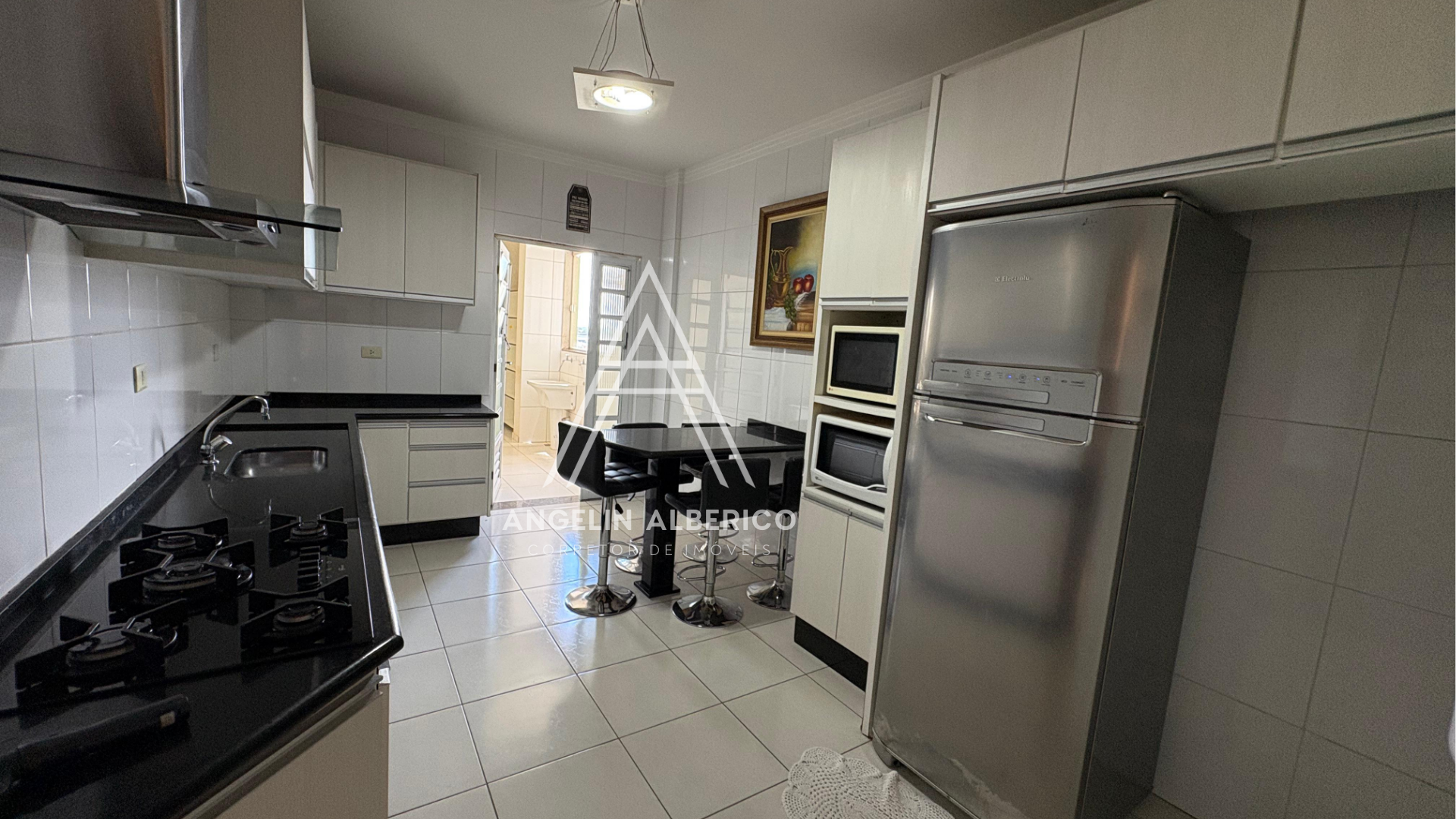 Apartamento a Venda Mobiliado, Decorado no Centro de Cianorte PR