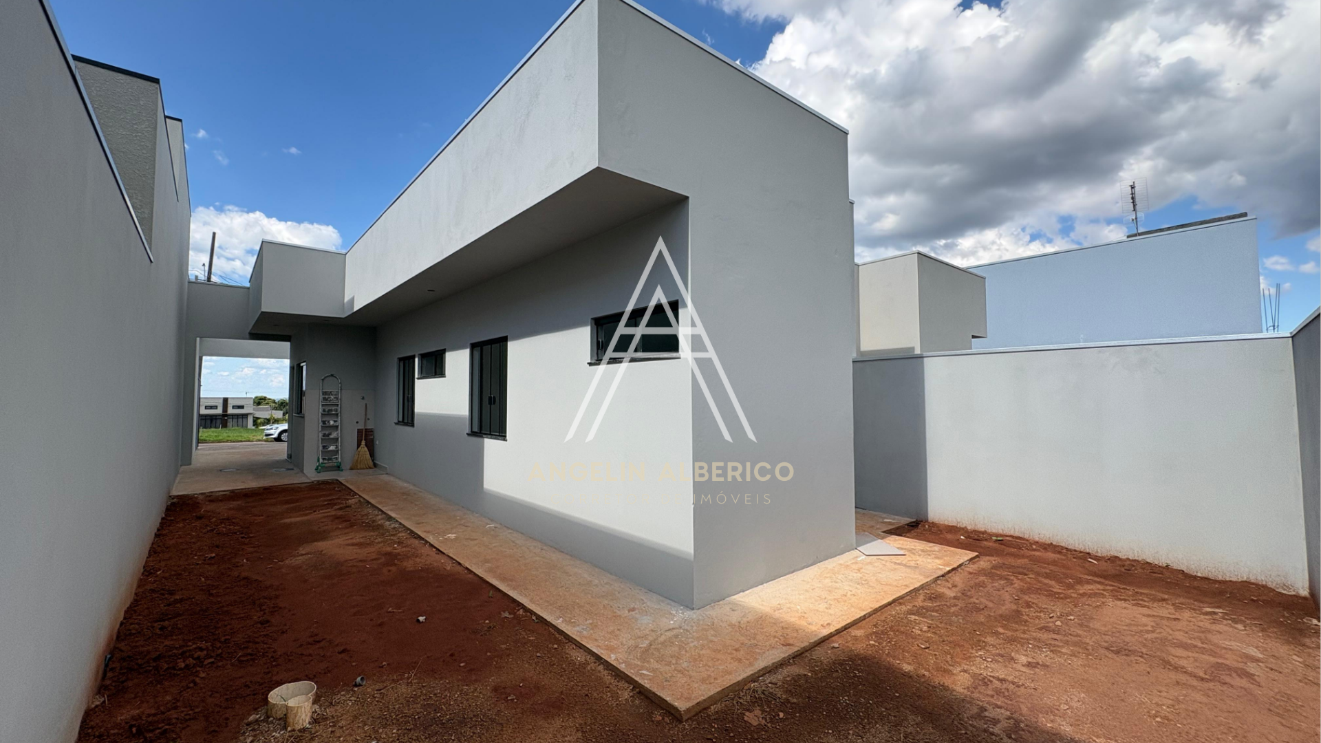 Casa a Venda no Jardim Veneza em Cianorte PR