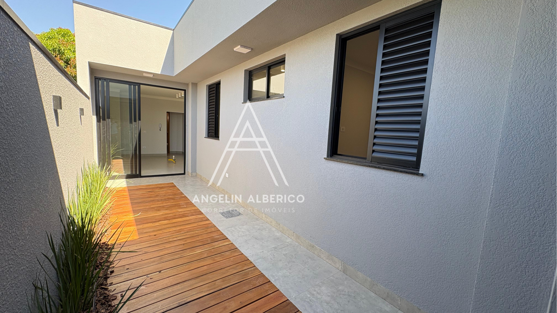 Casa Nova a Venda no Jardim Atlântico em Cianorte PR