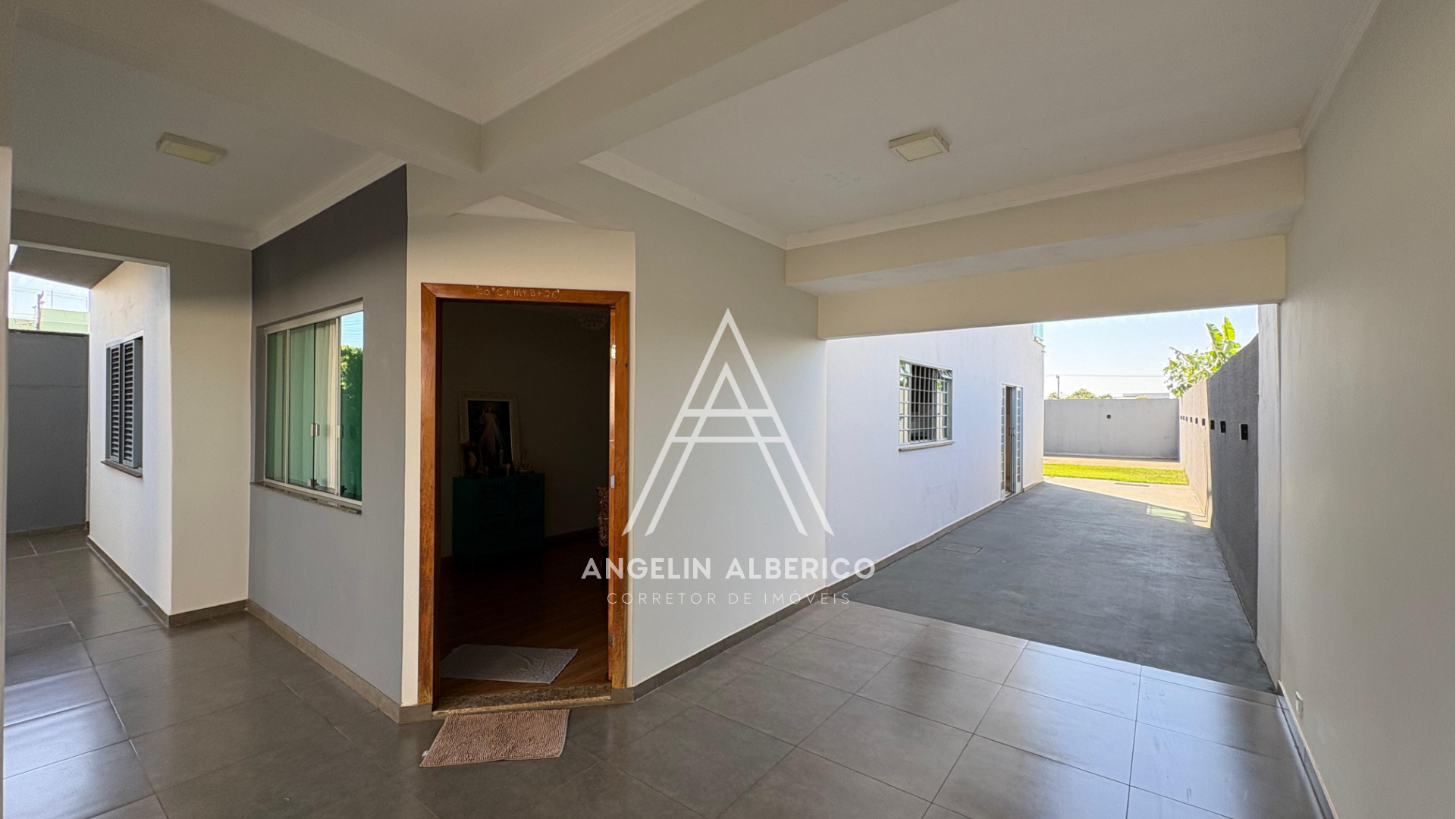 Sobrado a Venda com Móveis Planejados no Jardim Universidade em Cianorte PR