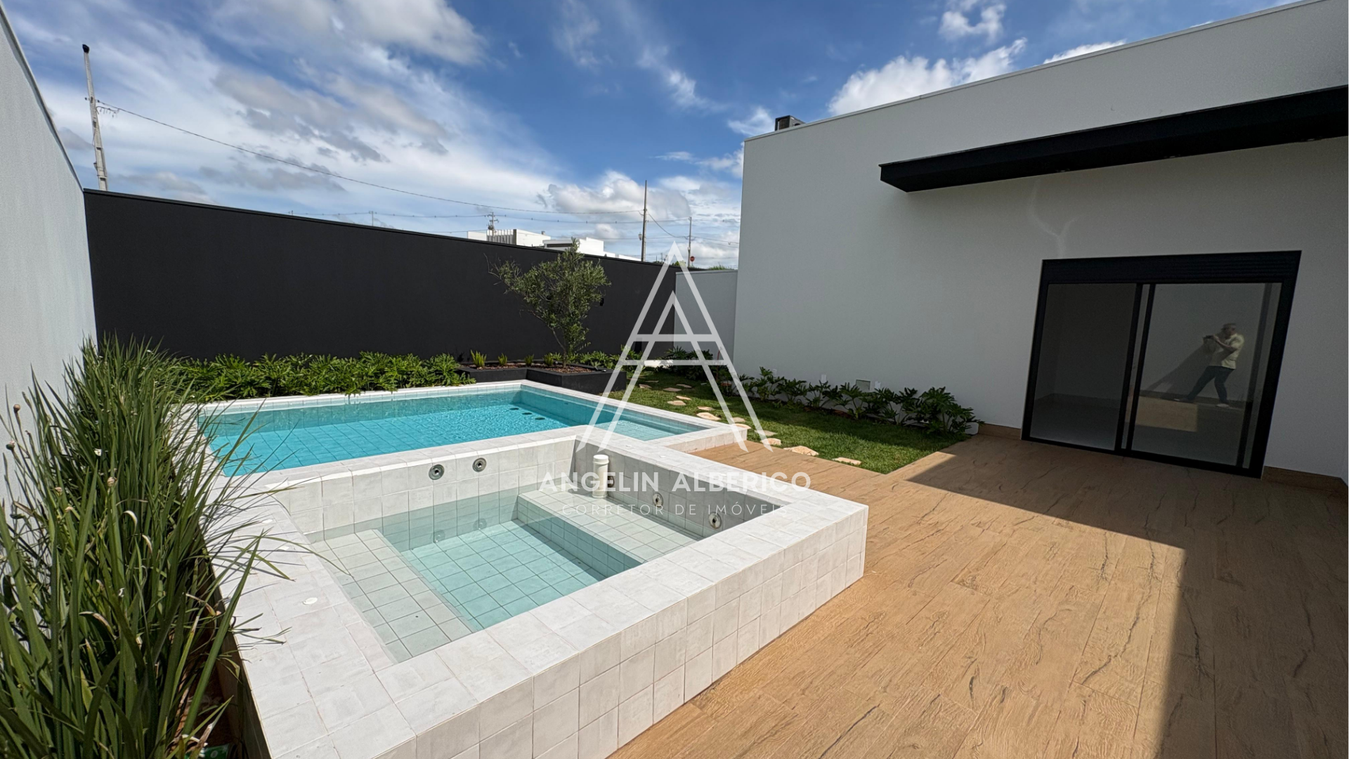 Casa a Venda no Condomínio Cinturão Verde em Cianorte PR