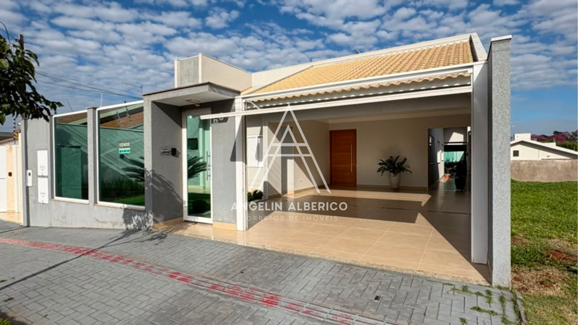Casa a Venda Semimobiliada no Jardim Maringá em Cianorte PR