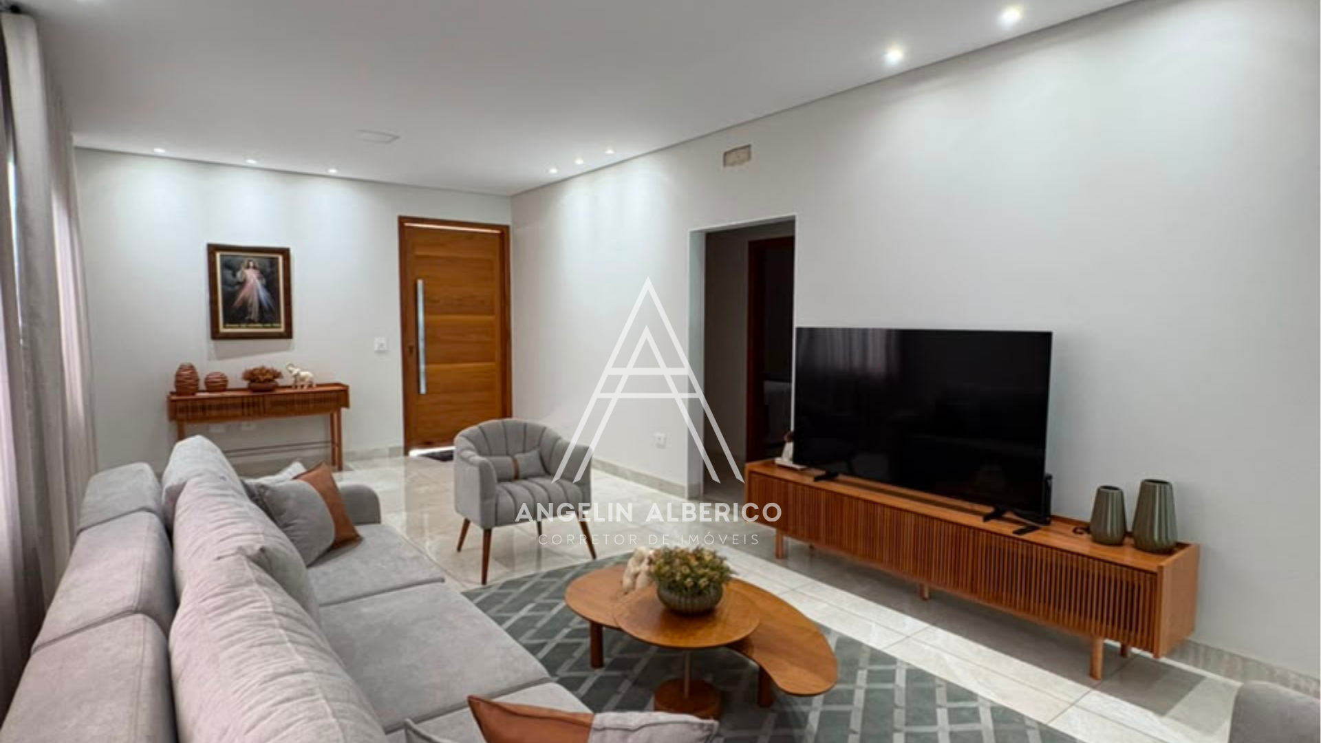 Casa a Venda Semimobiliada no Jardim Maringá em Cianorte PR