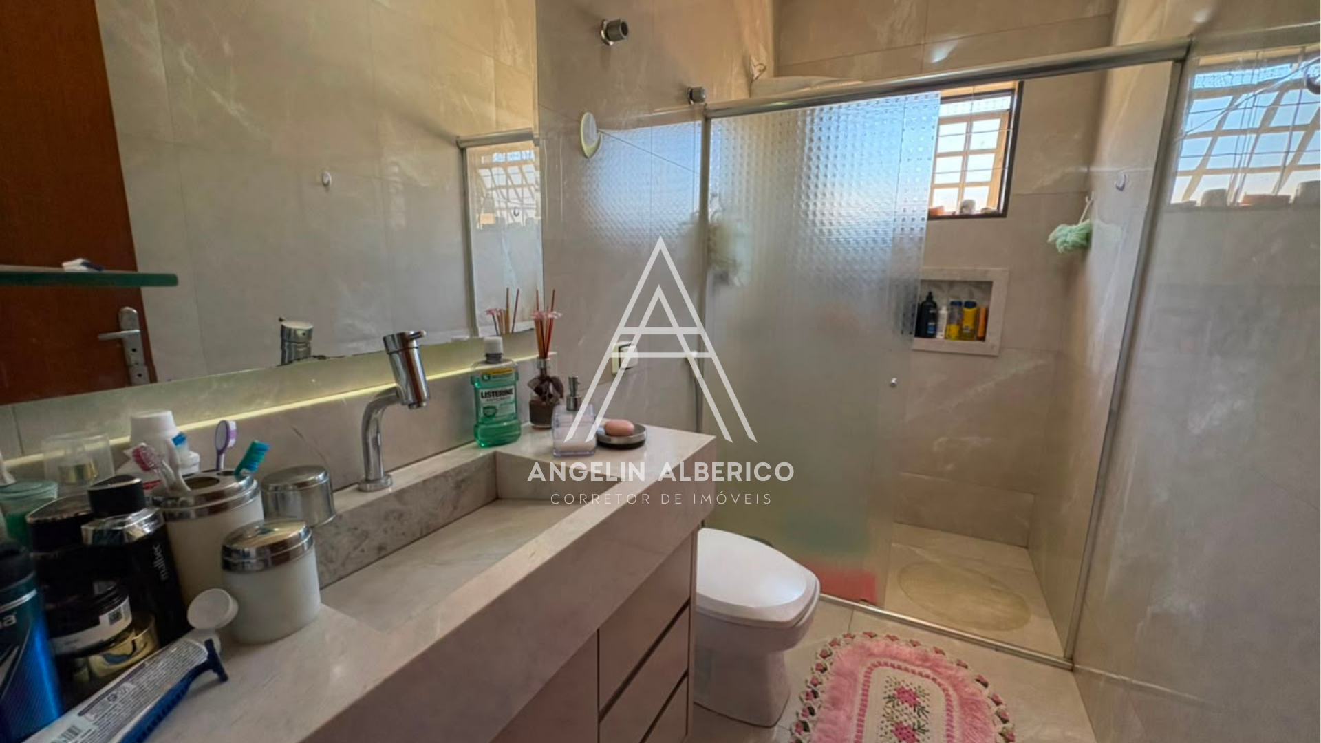 Casa a Vanda com Móveis Planejados e Piscina na Zona 01 em Cianorte PR